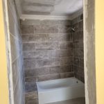 bathroom with tub